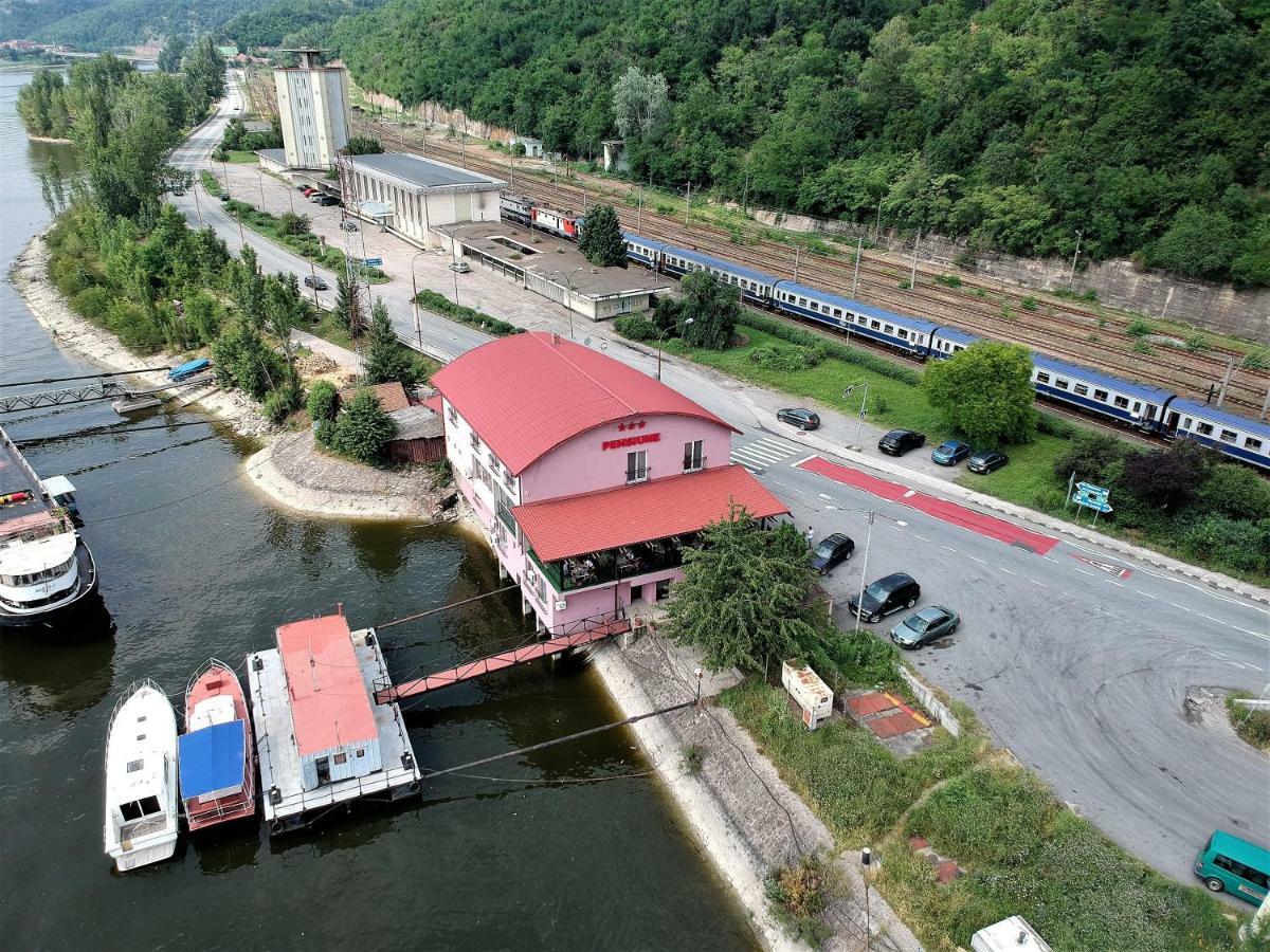 Pensiunea Taka Orsova Exterior photo